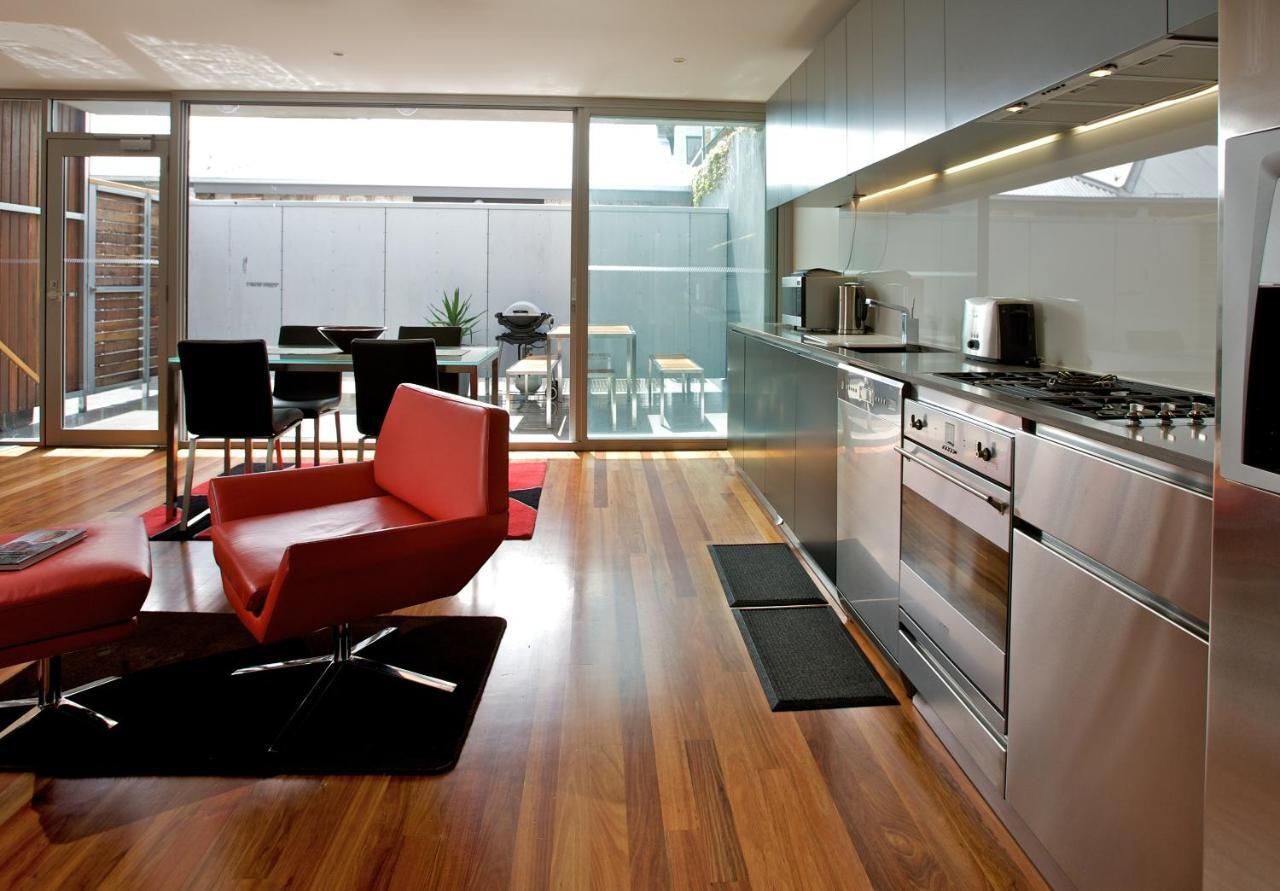 Sullivans Cove Apartments Hobart Habitación foto A modern kitchen